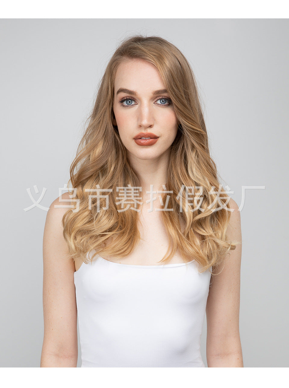 One-piece hair volume U-shaped hair extensions.  invisible fish line  natural long and curly